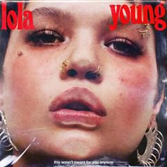 LOLA YOUNG, MESSY